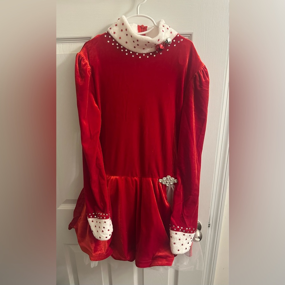 iEFiEL Women Velvet Figure Skating Holiday Costume Christmas Dancewear Size M
